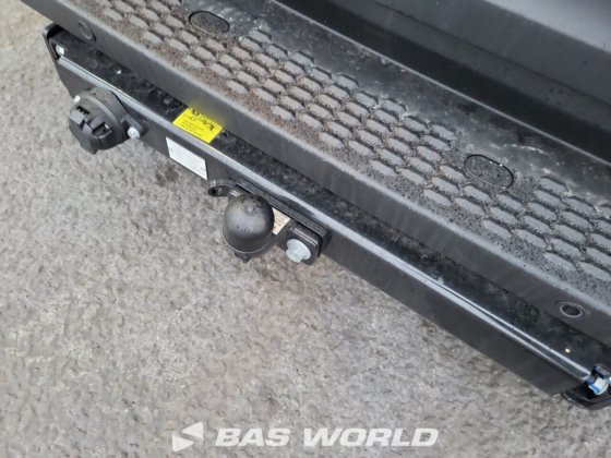 イヴェコ・デイリー 35S21 クローズド・ボックス・バン