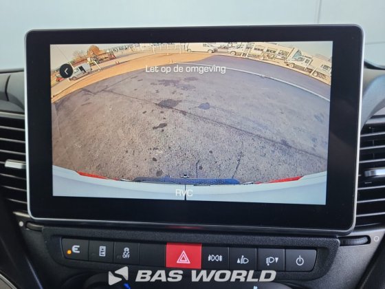 イヴェコ・デイリー 35S21 クローズド・ボックス・バン