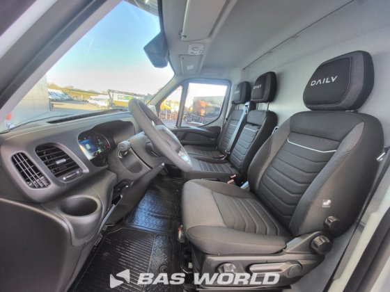 イヴェコ・デイリー 35S21 クローズド・ボックス・バン