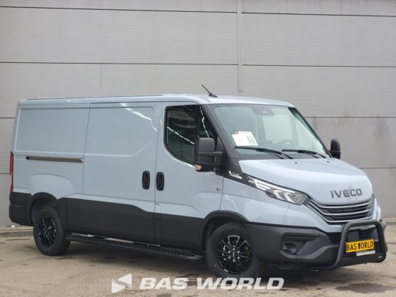 イヴェコ・デイリー 35S21 クローズド・ボックス・バン