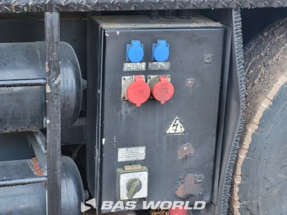 スピアリングス オールテレーンクレーン