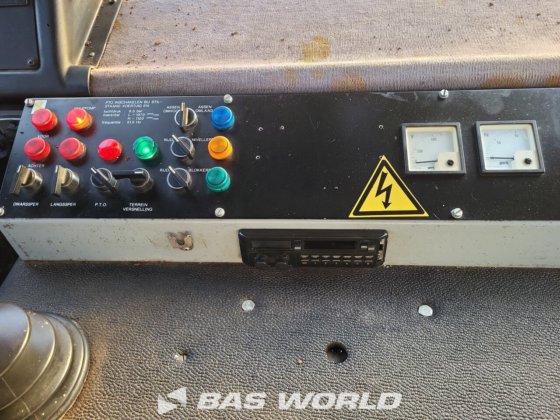 スピアリングス オールテレーンクレーン