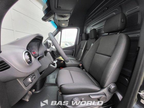 メルセデス スプリンター 319 CDI クローズド・ボックス・バン