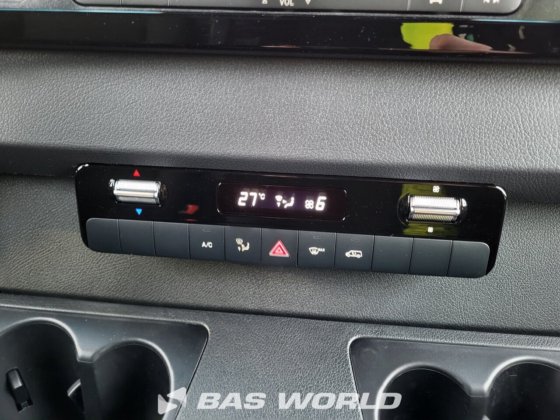 メルセデス スプリンター 319 CDI クローズド・ボックス・バン