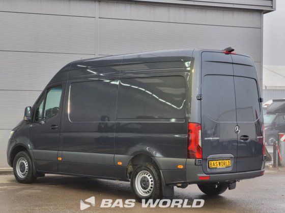 メルセデス スプリンター 319 CDI クローズド・ボックス・バン