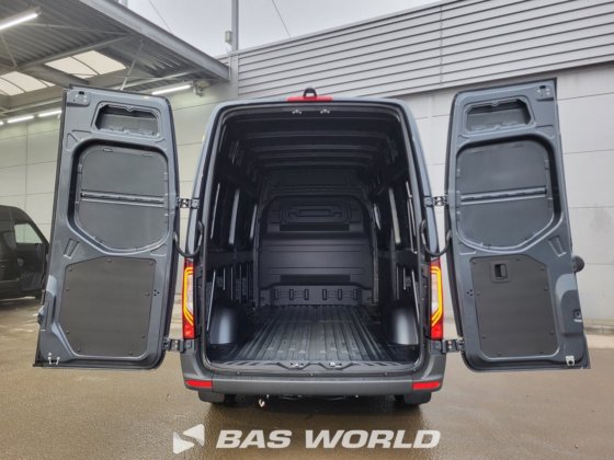 メルセデス スプリンター 319 CDI クローズド・ボックス・バン