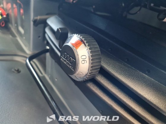 メルセデス スプリンター 519 CDI クローズド・ボックス・バン