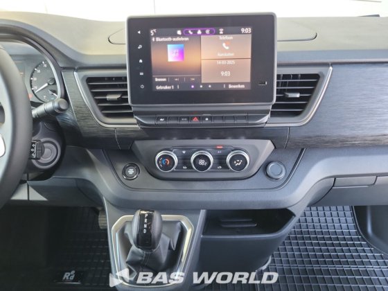 ルノー・トラフィック120pkクローズド・ボックス・バン