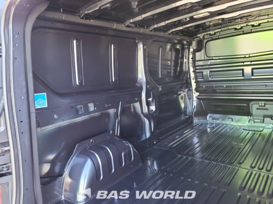 雷诺 Trafic 120pk 封闭箱式货车