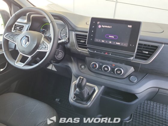 雷诺 Trafic 120pk 封闭箱式货车