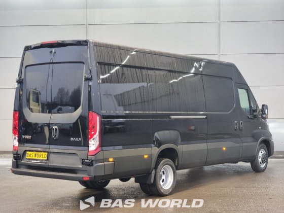 イヴェコ・デイリー 35C21 クローズド・ボックス・バン