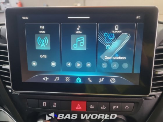 イヴェコ・デイリー 35C21 クローズド・ボックス・バン