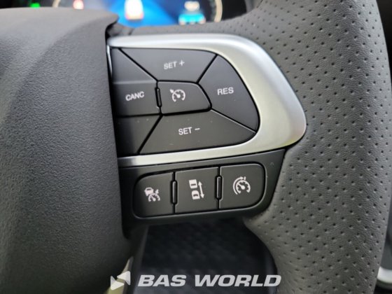 イヴェコ・デイリー 35C21 クローズド・ボックス・バン