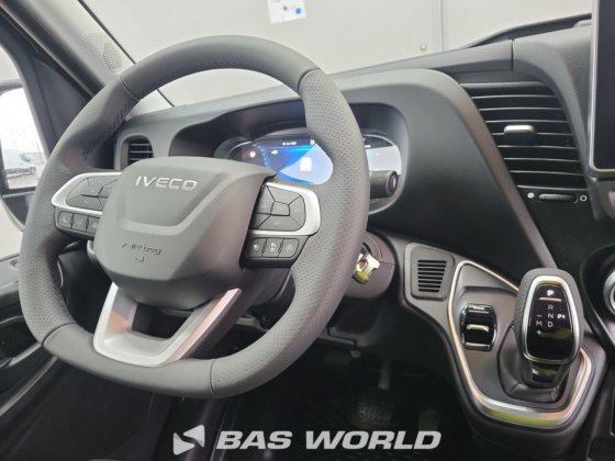 イヴェコ・デイリー 35C21 クローズド・ボックス・バン