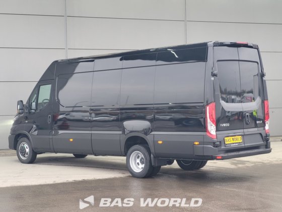 イヴェコ・デイリー 35C21 クローズド・ボックス・バン