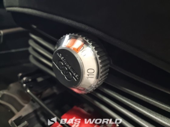 イヴェコ・デイリー 35C21 クローズド・ボックス・バン