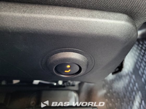 イヴェコ・デイリー 35C21 クローズド・ボックス・バン