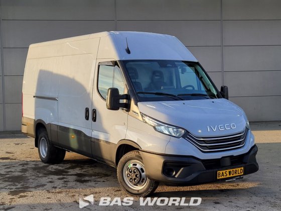 依维柯 Daily 35C21 封闭箱式货车