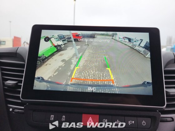 イヴェコ・デイリー 35C21 クローズド・ボックス・バン