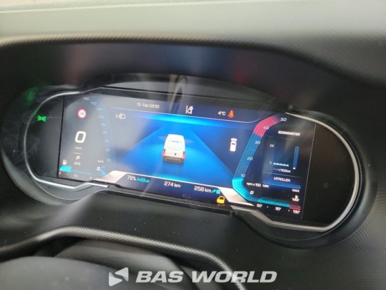 イヴェコ・デイリー 35C21 クローズド・ボックス・バン