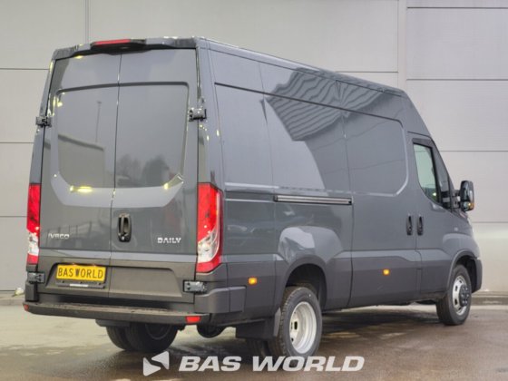 依维柯 Daily 35C21 封闭箱式货车