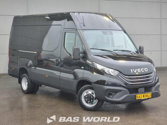 イヴェコ・デイリー 35C21 クローズド・ボックス・バン