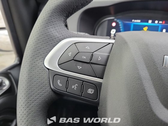 イヴェコ・デイリー 35C21 クローズド・ボックス・バン