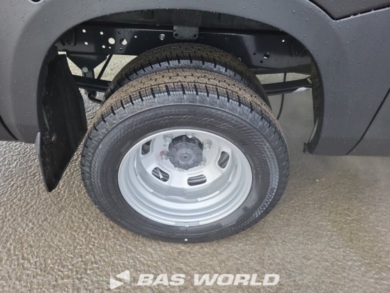 依维柯 Daily 35C21 封闭箱式货车