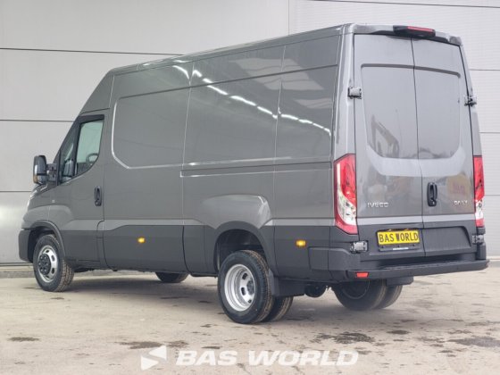 イヴェコ・デイリー 35C21 クローズド・ボックス・バン