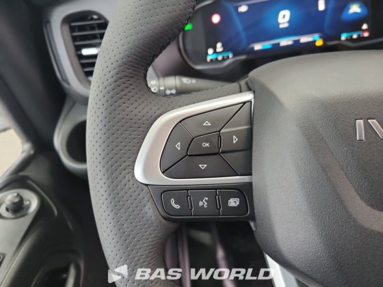 イヴェコ・デイリー 35C21 クローズド・ボックス・バン