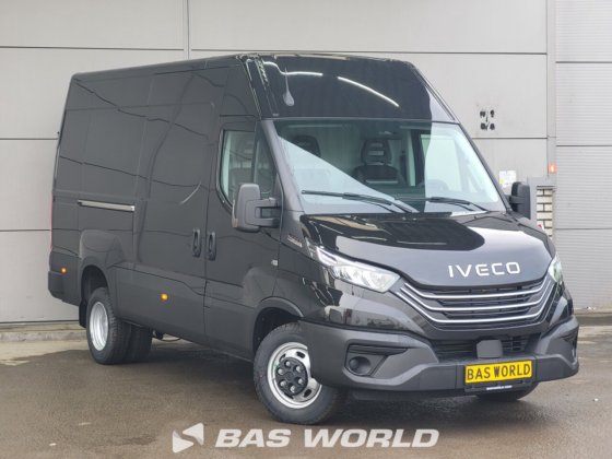 イヴェコ・デイリー 35C21 クローズド・ボックス・バン