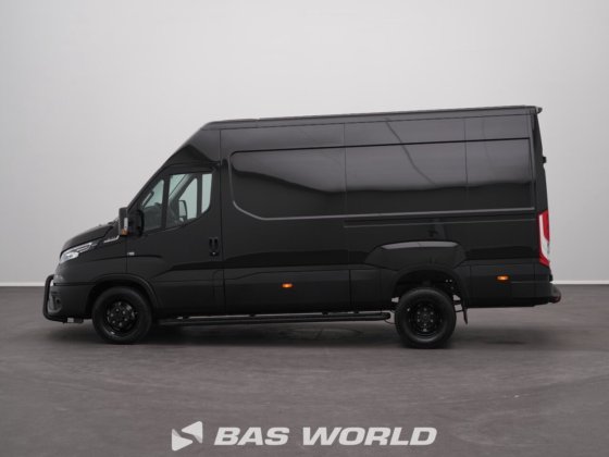 依维柯 Daily 35C21 封闭箱式货车