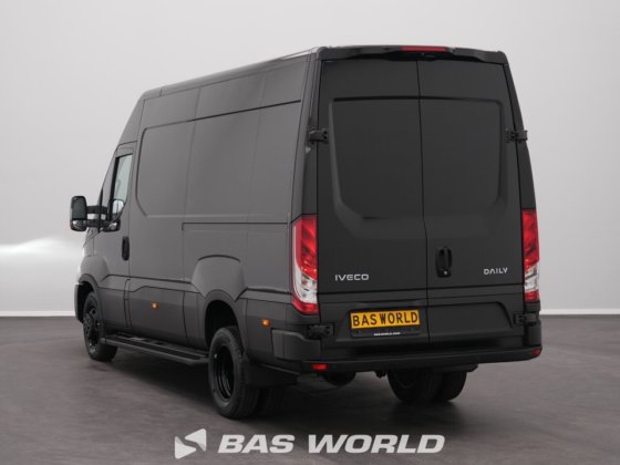 依维柯 Daily 35C21 封闭箱式货车