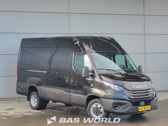 依维柯 Daily 35C21 封闭箱式货车