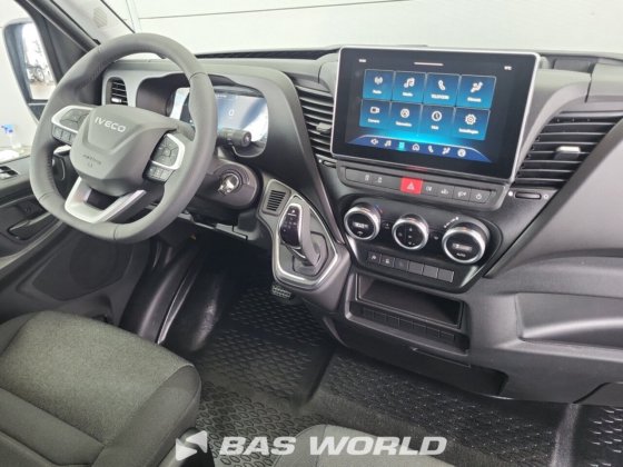 イヴェコ・デイリー 35C21 クローズド・ボックス・バン