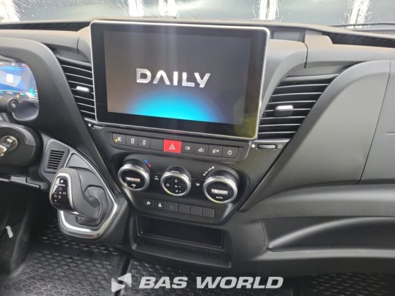 イヴェコ・デイリー 35S21 クローズド・ボックス・バン