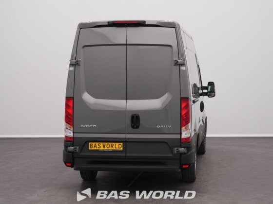 イヴェコ・デイリー 35S21 クローズド・ボックス・バン
