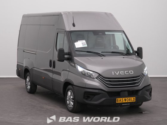 イヴェコ・デイリー 35S21 クローズド・ボックス・バン