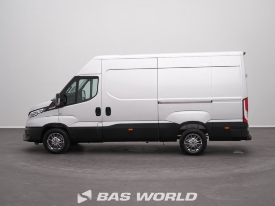 イヴェコ・デイリー 35S21 クローズド・ボックス・バン