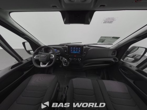 イヴェコ・デイリー 35S21 クローズド・ボックス・バン