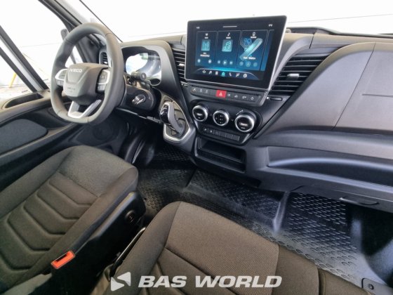 イヴェコ・デイリー 35S21 クローズド・ボックス・バン