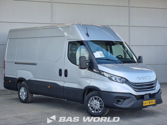 イヴェコ・デイリー 35S21 クローズド・ボックス・バン