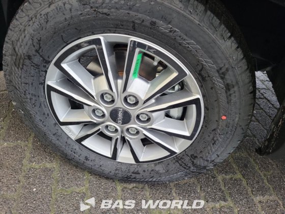 イヴェコ・デイリー 35S21 クローズド・ボックス・バン