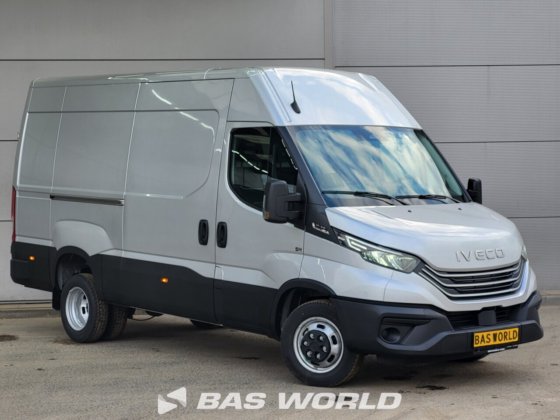 イヴェコ・デイリー 35C21 クローズド・ボックス・バン