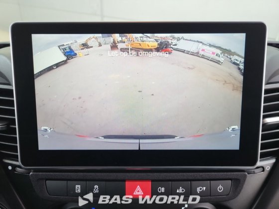 イヴェコ・デイリー 35C21 クローズド・ボックス・バン