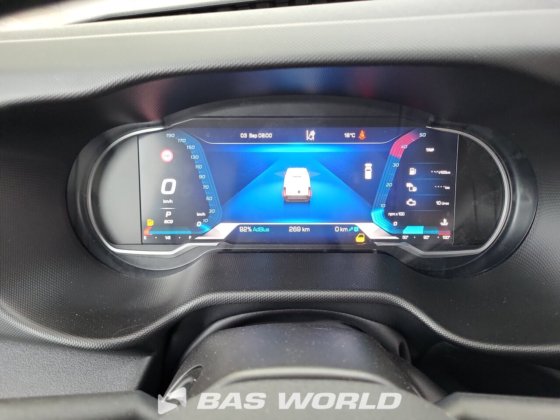 イヴェコ・デイリー 35C21 クローズド・ボックス・バン