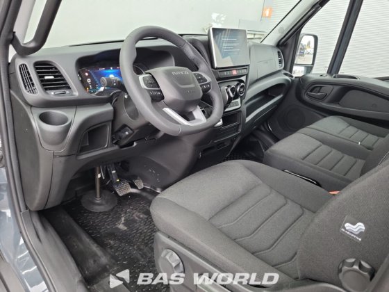 イヴェコ・デイリー 35C21 クローズド・ボックス・バン