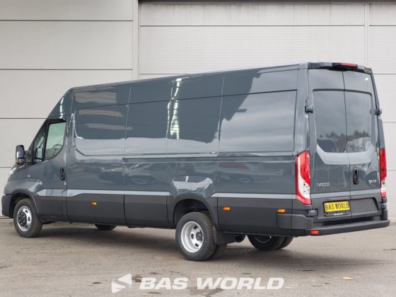 依维柯 Daily 35C21 封闭箱式货车