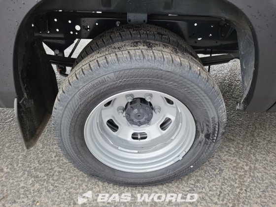 イヴェコ・デイリー 35C21 クローズド・ボックス・バン