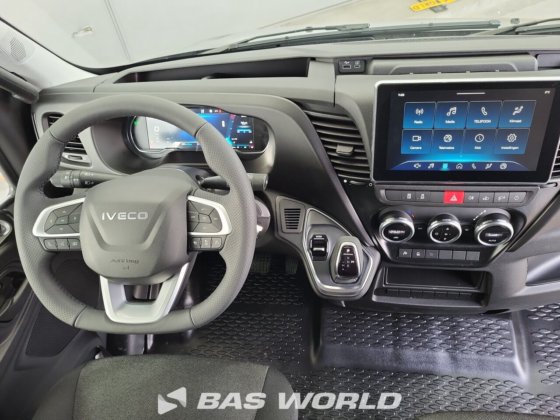 イヴェコ・デイリー 35C21 クローズド・ボックス・バン